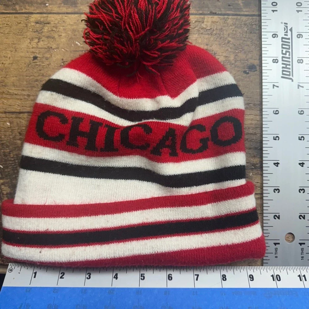 Chicago Striped Knit Beanie Pom Pom Winter Hat Red Black‎ White